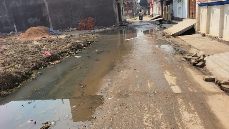 Lakhimpur - Lakhimpur Kheri News: साढ़े चार करोड़ से बन रहे आठ नाले, जलभराव से मिलेगी राहत