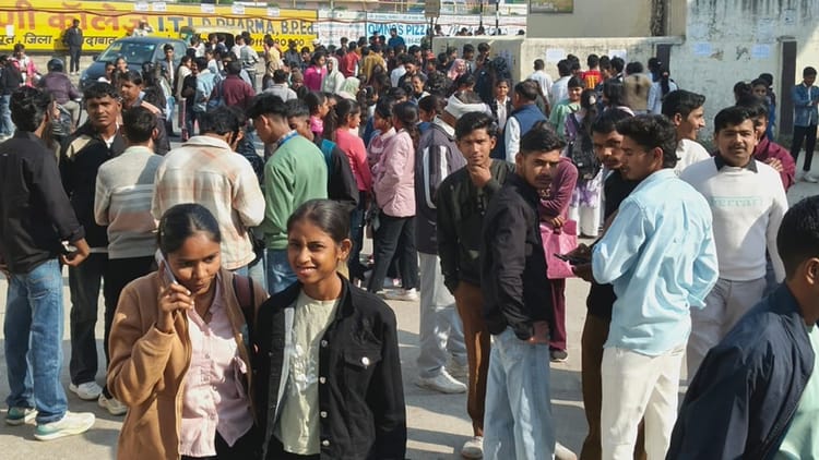 यूपी: - यूपी: प्रदेश के छात्रों के लिए खुशखबरी, कक्षा 9 और 10 विद्यार्थियों की बढ़ी छात्रवृत्ति, जानिए क्या होगा बदलाव