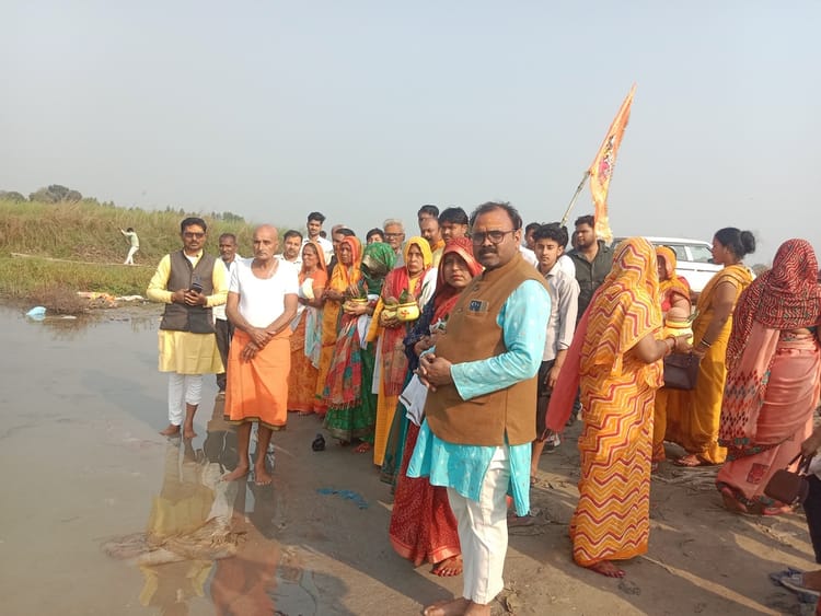 Lakhimpur - Lakhimpur Kheri News: कलशयात्रा के साथ शिवप्राण प्रतिष्ठा महोत्सव शुरू