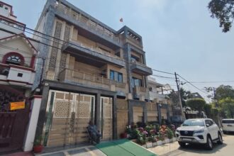 बसपा - बसपा विधायक के घर छापेमारी: बेटे ने एक्स पर दिया बयान, करीबियों के यहां अब तक 10 करोड़ बरामद