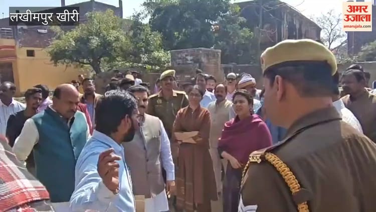 Lakhimpur - Lakhimpur Kheri: निर्माणाधीन शिव मंदिर कॉरिडोर का डीएम ने किया निरीक्षण, अफसरों को दिए आवश्यक निर्देश