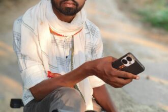 Lakhimpur - Lakhimpur Kheri News: अवैध तार से लगा करंट, किसान की मौत पर हंगामा