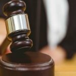 High - High Court : एफआईआर में बिना कारण देरी कानूनी प्रक्रिया का दुरुपयोग, गबन के आरोपी कर्मचारी की गिरफ्तारी पर रोक