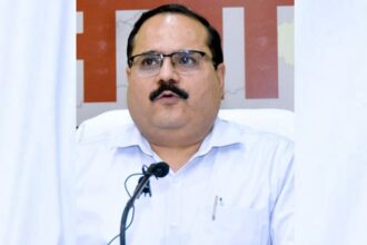 SIR in - SIR in UP: मतदाताओं की रेटिंग में यूपी अव्वल, शिकायतों के निस्तारण में चौथे स्थान पर