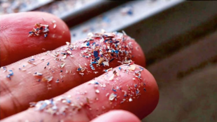 चिंताजनक: - चिंताजनक: प्रोस्टेट कैंसर टिश्यू में प्लास्टिक का उच्च स्तर, बढ़ रहा खतरा; माइक्रोप्लास्टिक बढ़ा रहा खतरा?