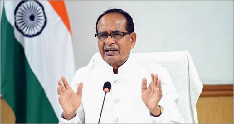 Shivraj - Shivraj Singh Chouhan: तृणमूल की नीतियों पर बरसे कृषि मंत्री चौहान, कहा- घुसपैठियों को शरण दे रही ममता सरकार