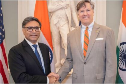 US-India - US-India Partnership: अमेरिकी उपविदेश सचिव क्रिस्टोफर लैंडो भारत पहुंचे, रायसीना डायलॉग में होंगे शामिल