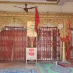 Lakhimpur - Lakhimpur Kheri: चंद्र ग्रहण के चलते मंदिरों के कपाट बंद, शाम सवा सात बजे कर सकेंगे भगवान के दर्शन