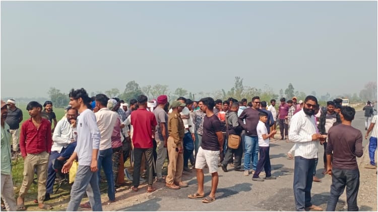 UP News: - UP News: लखीमपुर खीरी में तेंदुए ने 14 साल के किशोर को मार डाला, होली पर परिवार में मचा कोहराम