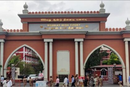 Tamil - Tamil Nadu: कैश-फॉर-जॉब्स मामले में FIR पर खींचतान, हाईकोर्ट के आदेश पर DVAC करेगा समीक्षा याचिका पर विचार