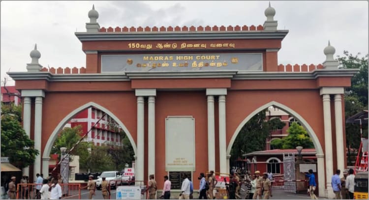 Tamil - Tamil Nadu: कैश-फॉर-जॉब्स मामले में FIR पर खींचतान, हाईकोर्ट के आदेश पर DVAC करेगा समीक्षा याचिका पर विचार