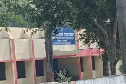 Bahraich: - Bahraich: राजकीय विद्यालय में तैनात सफाई कर्मी ने लाठी से पीट-पीटकर पत्नी को मार डाला, पुलिस ने किया गिरफ्तार