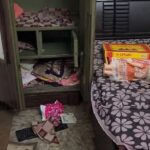 Aligarh - Aligarh News: होली खेलने के बहाने घुसे घर में, स्क्रैप कारोबारी दंपती को बंधक बनाकर लाखों की डकैती