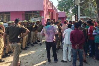 UP: होली - UP: होली के दिन खून-खराबा, युवक की सीने में गोली मारकर हत्या, तीन नामजद आरोपियों पर प्राथमिकी दर्ज