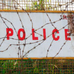 Hardoi: - Hardoi: तुम मेरे लिए मरो; नशे में दंपती ने खेली जान देने की बाजी; पति ने ईंट पर सिर पटका, पत्नी फंदे पर झूल गई