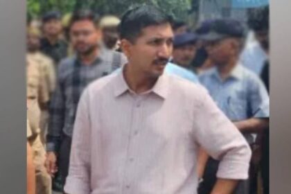 UP News: - UP News: ईरान-इस्राइल युद्ध के बीच प्रशासन अलर्ट, राजधानी में प्रभावित लोगों का मांगा ब्योरा