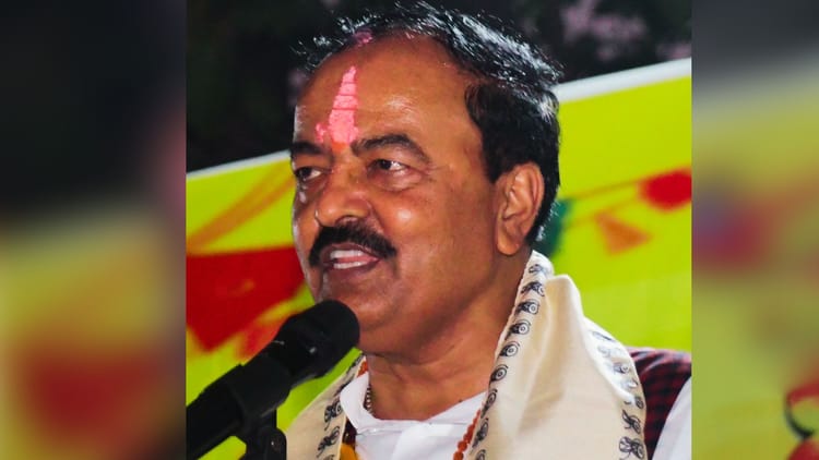 UP Politics: - UP Politics: नीतीश कुमार का राज्यसभा में जाना राजनीति में बहुत बड़ा निर्णय, वाराणसी में बोले डिप्टी सीएम