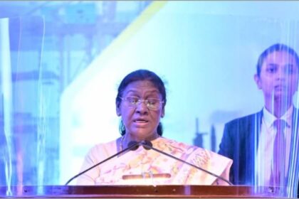 West - West Bengal: राष्ट्रपति का स्वागत करने नहीं पहुंची सीएम, मुर्मू ने कहा ममता मेरी छोटी बहन जैसी