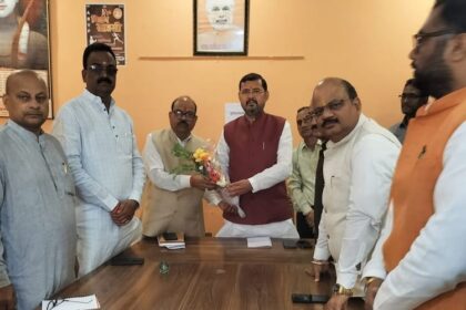 Lakhimpur - Lakhimpur Kheri News: भाजपा जिला इकाई गठन को लेकर मंथन, पर्यवेक्षक ने की पदाधिकारियों संग बैठक