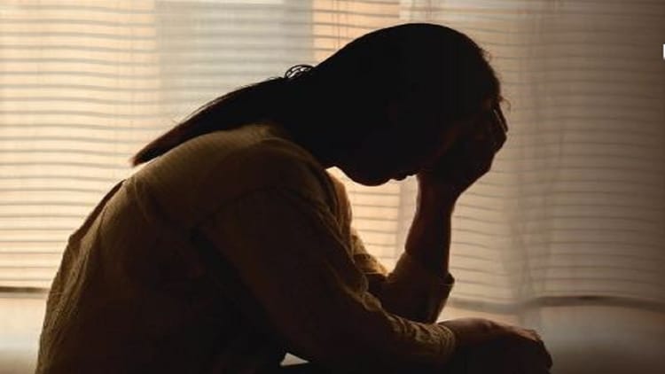 UP: बरेली - UP: बरेली में छेड़खानी और महिला उत्पीड़न के मामले बढ़े, जानें बीते पांच वर्षों में हुए अपराधों के आंकड़े