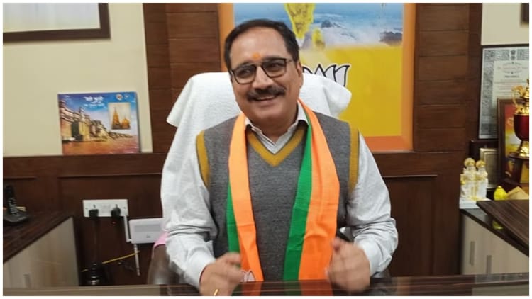 Delhi: - Delhi: हिंदू युवक की हत्या के आरोपियों के घर पर चला बुलडोजर, भाजपा ने कार्रवाई का स्वागत किया