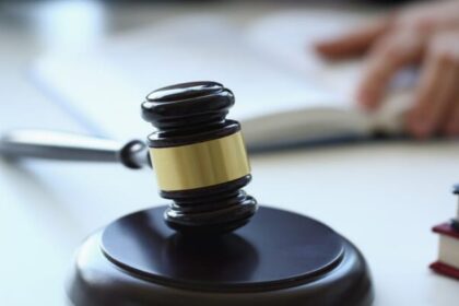 High - High Court : पूर्व सैनिक की 48 साल पहले हुई हत्या में मिली उम्रकैद की सजा रद्द, दो की हो चुकी है मौत