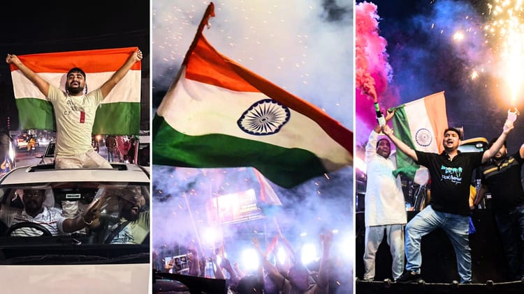 Fans - Fans Celebration: भारत की ऐतिहासिक जीत पर जश्न में डूबा देश, सड़कों पर उतरे लोग; तस्वीरों में देखें माहौल