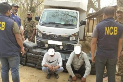 NCB: - NCB: एनसीबी ने CRPF की मदद से असम में पकड़ा 524 KG नशा, पश्चिम बंगाल भेजने की ताक में थे 2.6 करोड़ की ड्रग्स