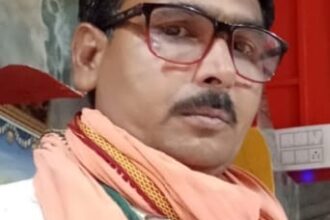 Lakhimpur - Lakhimpur Kheri News: रात में बीमार पड़ना गुनाह, खंडहर आवासों के कारण डॉक्टर नहीं रुकते