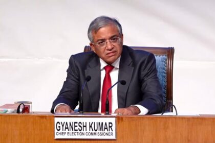 CEC: - CEC: मुख्य चुनाव आयुक्त के खिलाफ विपक्ष एकजुट, आज महाभियोग प्रस्ताव का नोटिस देने की तैयारी