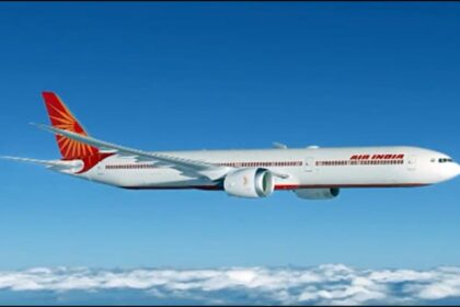 पश्चिम - पश्चिम एशिया संकट: एअर इंडिया की DGCA से खास अपील, लंबी उड़ानों के लिए नियमों में ढील की मांग