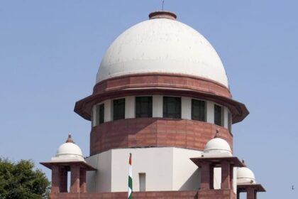 Supreme - Supreme Court: 1882 के कानून की धारा को चुनौती देने वाली याचिका खारिज, याचिकाकर्ताओं को विधि आयोग की सलाह