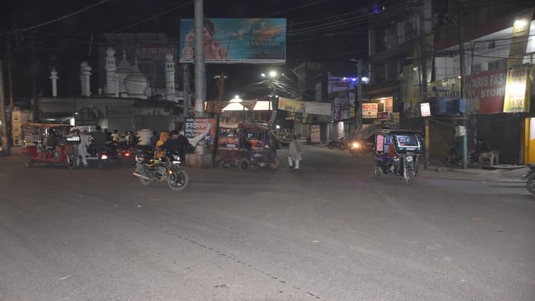 भाजपाई - भाजपाई गुटों में फायरिंग: सुरक्षा पर उठे सवाल, मिशन 2027 में पार्टी पर भारी न पड़ जाए भाजपाइयों की लड़ाई