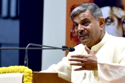 RSS: - RSS: 'जाति के आधार पर समाज तोड़ने की कोशिश कर रहीं विभाजनकारी ताकतें', होसबाले ने दिया सामाजिक एकता का संदेश