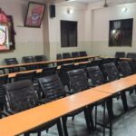 LPG Cylinder - LPG Cylinder Shortage: 24 साल में पहली बार मां अन्नपूर्णा का अन्न क्षेत्र बंद, डीएम ने भिजवाए 20 सिलिंडर