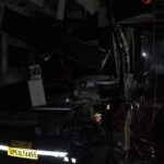 शाहजहांपुर - शाहजहांपुर में सड़क हादसा: हाईवे पर ट्रक से टकराई निजी बस, 12 श्रद्धालु; हरिद्वार से अयोध्या जा रहे थे सभी