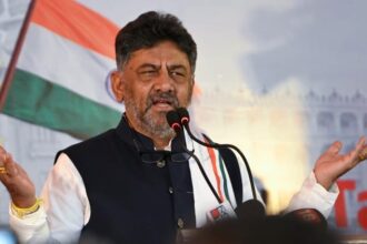 Politics: - Politics: फिर चर्चा में ऑपरेशन लोटस, डीके शिवकुमार का दावा- BJP ने कांग्रेस विधायकों को दिया पांच करोड़ का ऑफर