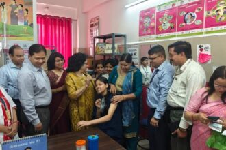 जागरूकता: - जागरूकता: सर्वाइकल कैंसर टीकाकरण अभियान शुरू, बरेली पहले दिन ही प्रदेश में अव्वल