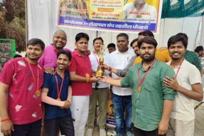 Lakhimpur - Lakhimpur Kheri News: वाॅलीबाॅल व बैडमिंटन में जूनियरों का दबदबा, सीनियरों को हराया