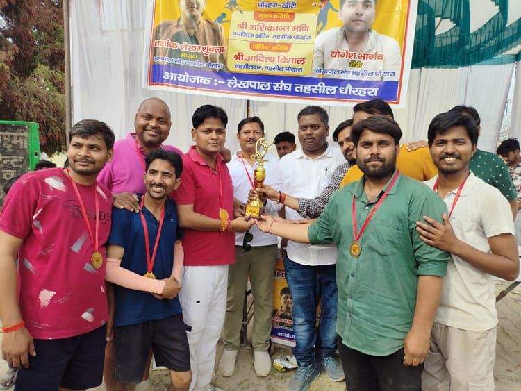 Lakhimpur - Lakhimpur Kheri News: वाॅलीबाॅल व बैडमिंटन में जूनियरों का दबदबा, सीनियरों को हराया