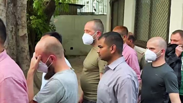 NIA: - NIA: म्यांमार में सैन्य प्रशिक्षण देने वाले एक अमेरिकी और छह यूक्रेनी गिरफ्तार, यूक्रेन ने जताया विरोध