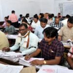 UP Board: - UP Board: आज से 250 केंद्रों पर शुरू होगा 10वीं और 12वीं की कॉपियों का मूल्यांकन; काम में लगे 1.53 लाख कर्मी