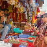 Lakhimpur - Lakhimpur Kheri News: चैत्र नवरात्र ने बाजार को दी नई ऊर्जा, बढ़ी खरीदारी