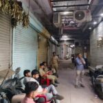 UP: मथुरा - UP: मथुरा के सर्राफा बाजार में आयकर की बड़ी कार्रवाई, समृद्धि ज्वैलर्स के पांच ठिकानों पर दी दबिश