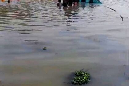 यूपी: - यूपी: सुल्तानपुर में दर्दनाक हादसा, तालाब में नहाने गए तीन किशोर पानी में गिरे; दो की डूबकर मौत