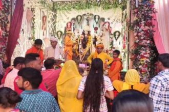 Navratri - Navratri 2026: लखीमपुर के संकटा देवी मंदिर में उमड़ी भक्तों की भीड़, जानिए यहां का इतिहास और मान्यता