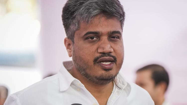 अजित - अजित पवार के घर के पास किया गया काला जादू?: रोहित पवार का बड़ा दावा, एनसीपी-एसपी नेता ने जांच की मांग की