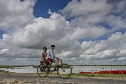 मार्च - मार्च में मानसून जैसे हालात: आंधी-बारिश और ओलावृष्टि से देशभर में बदला मिजाज; रबी की फसलों को भारी नुकसान