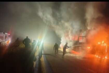 मौत को - मौत को मात: आंध्र प्रदेश में धूं-धूं कर जली बस, बाल-बाल बचे विधायक और 36 यात्री