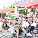 Bareilly - Bareilly News: पुलिस ने निकाली जागरूकता रैली, नवरात्र में दिया नारी शक्ति का संदेश